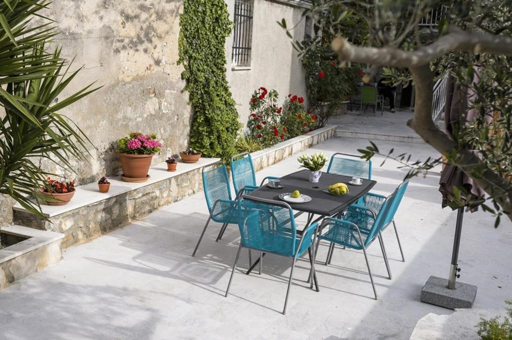 Appartement Diocletian Garden Centar à Split Extérieur photo