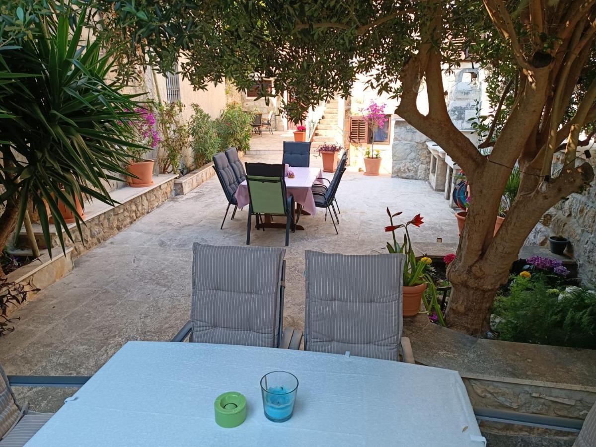Appartement Diocletian Garden Centar à Split Extérieur photo
